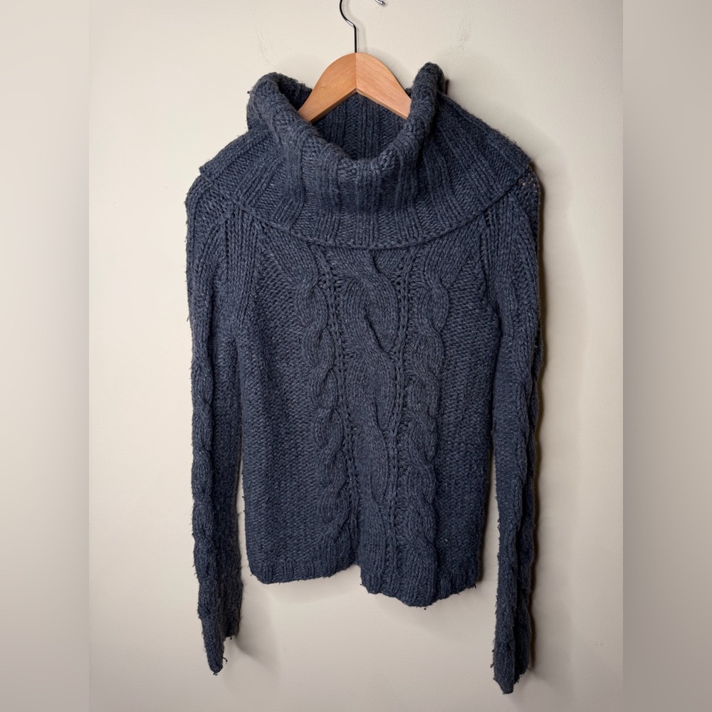 VTG 90s GAP Hand-Knit Dark Grey Chunky Cable-knit Slouchy Wool Turtleneck. M